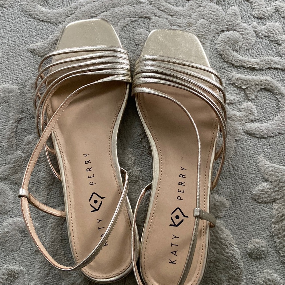 Katy Perry flat metallic sandals